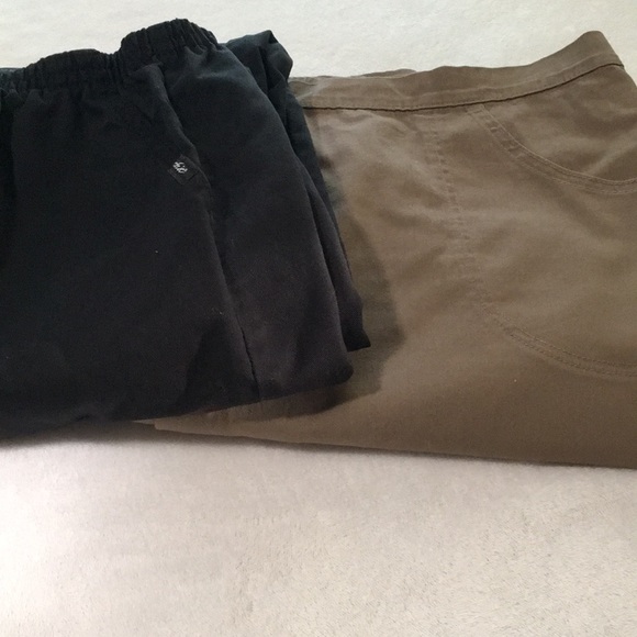 Just My Size tan pants size 4X. Chic black pants size 26W - Picture 1 of 7
